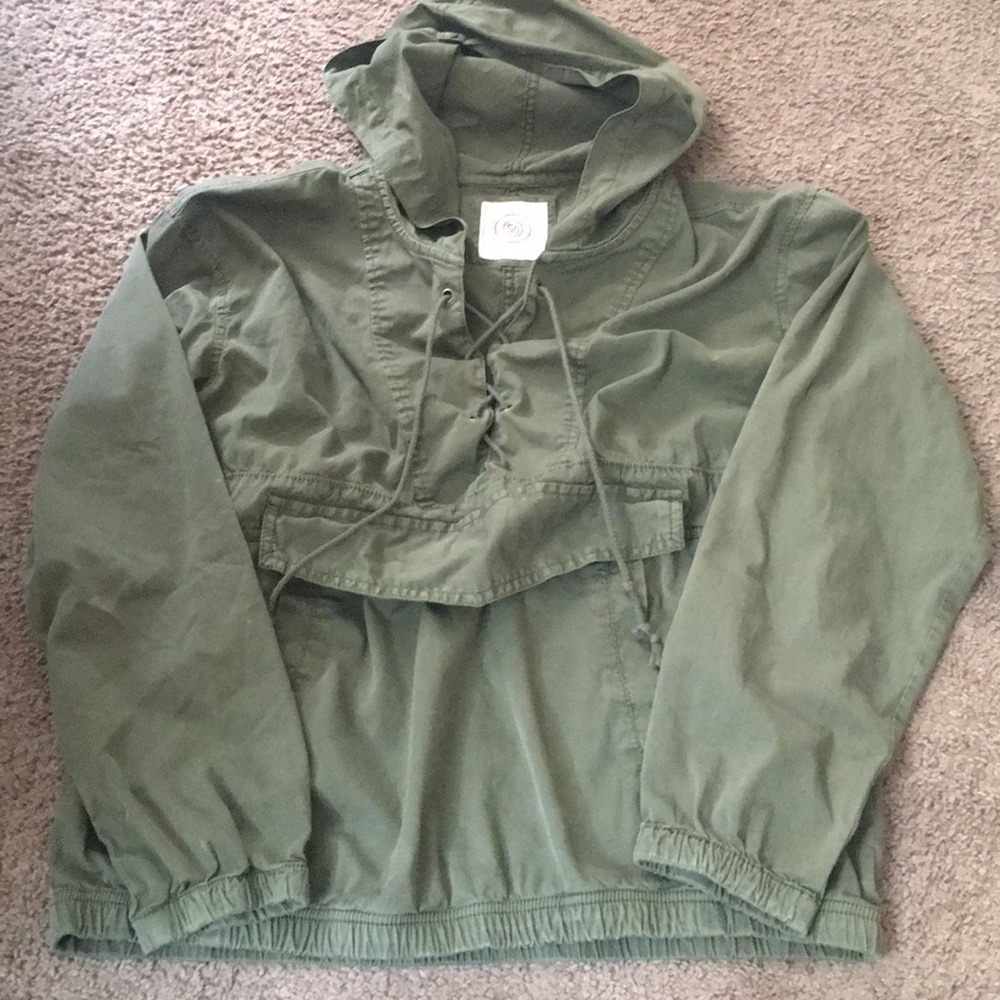 Hoodie with a cross design army green